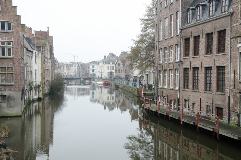Ghent010513-5170.jpg - Kraanlei street on right view from Zuivelbrugstraat Bridge over River Leie