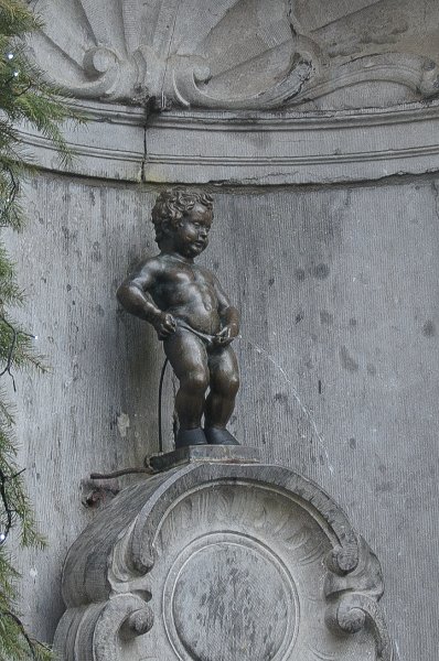 Brussels010213-4684.jpg - Manneken Pis