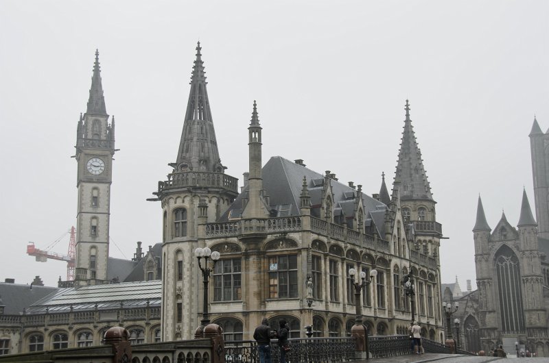 Ghent010513-5190.jpg - Post Plaza Shopping Center / Oud Postkantoor, view from the St Michielsburg Bridge. St. Nicholas' Church (background right)