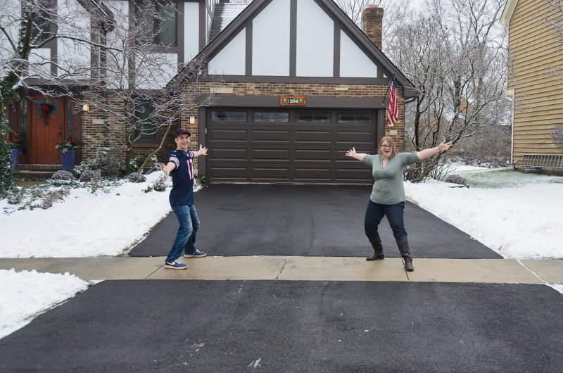 Christmas2013-9817.jpg - New Driveway!!