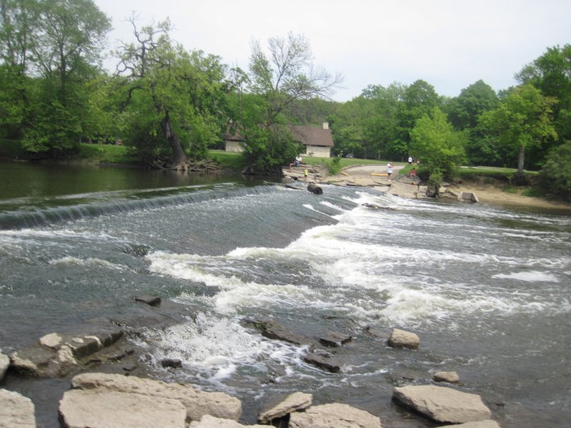 DesPlainesRiverKayak051913-5270.jpg - Dam 1. Near Chicago Executive airport. Des Plaines River Kayak