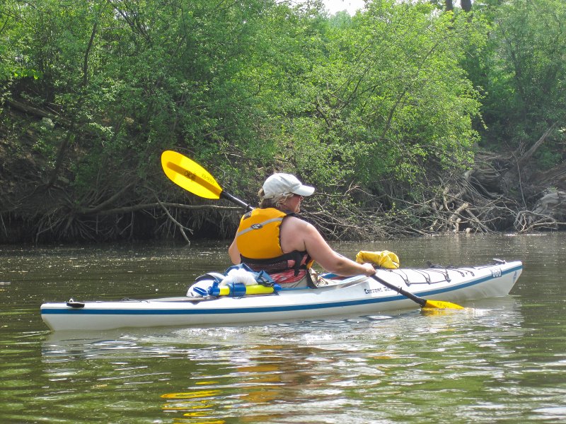 DesPlainesRiverKayak051913-5287.jpg - Cathie approaching Milwaukee Rd bridge.  Des Plaines River Kayak