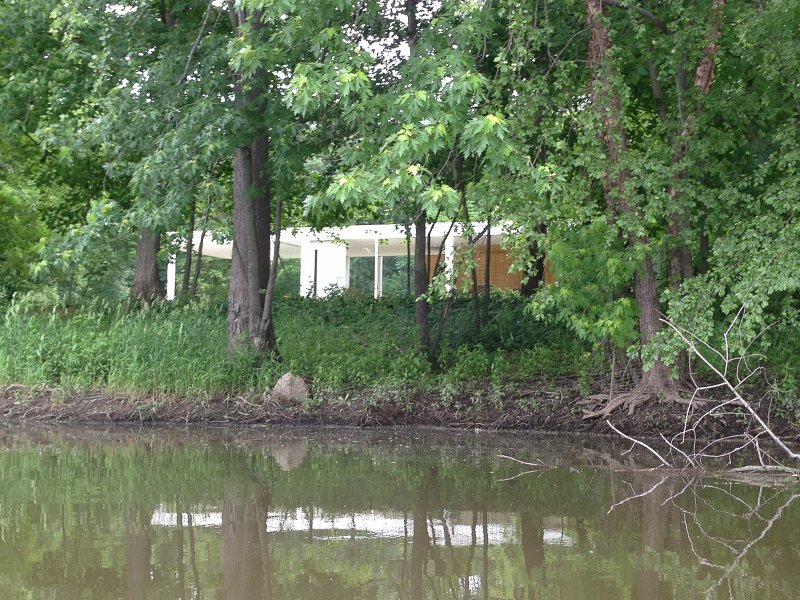 FoxRiverKayak061513-0076.jpg - Farnsworth House by Ludwig Mies van der Rohe, in Plano, view from Fox River while kayaking from Yorkville to Millington