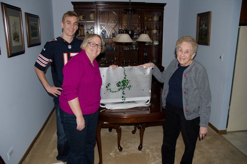 GrandmaBirthdayDec2013-9157.jpg - Grandma Birthday