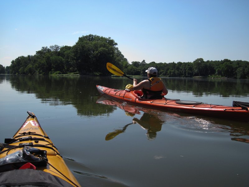 FoxRiverYorkvilleSilver072013-5590.jpg - The Fox River splits around the upcoming island