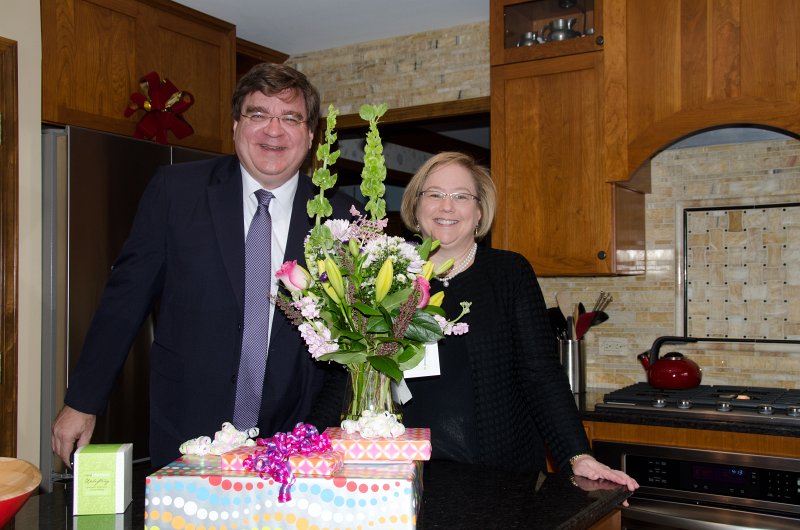 LizBirthdayFeb2013-5287.jpg - Liz Birthday Flowers (for the Mom!)