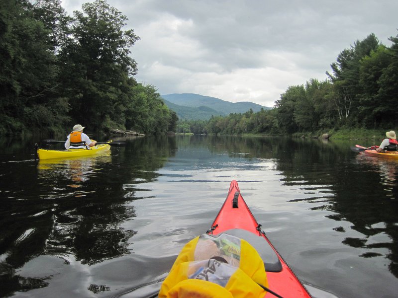 Maine090113-6053.jpg - Cathie and Leslie. Kayaking Androscoggin River from Shelburne to Bethel