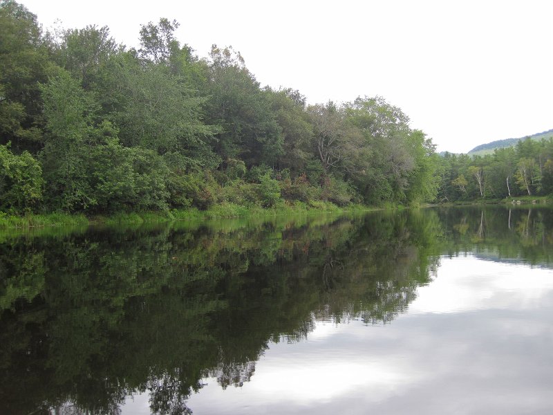 Maine090113-6061.jpg - A part of the river where the water was very still. Kayaking Androscoggin River from Shelburne to Bethel