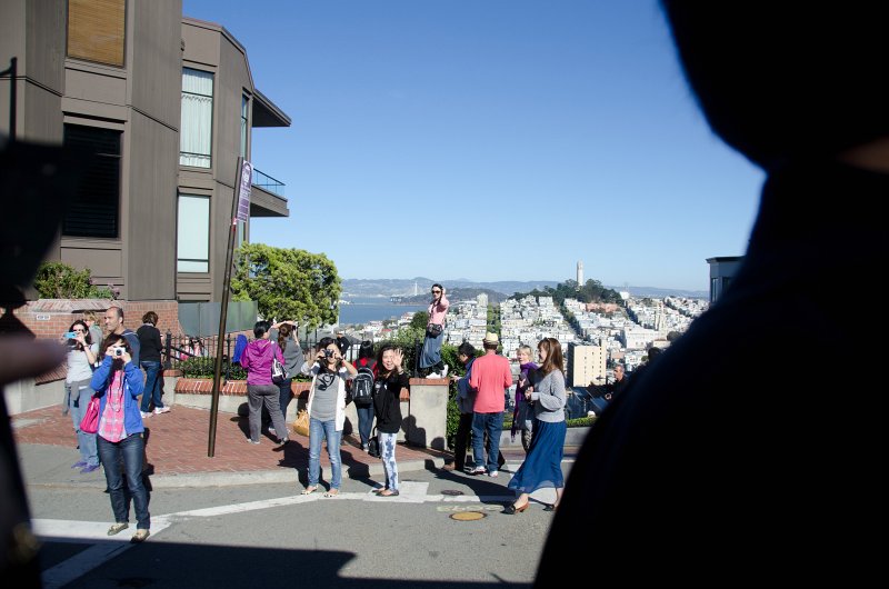 SanFrancisco100313-8663.jpg - Lombard Street.  Looking east from the on the  Powell-Hyde Cable Car