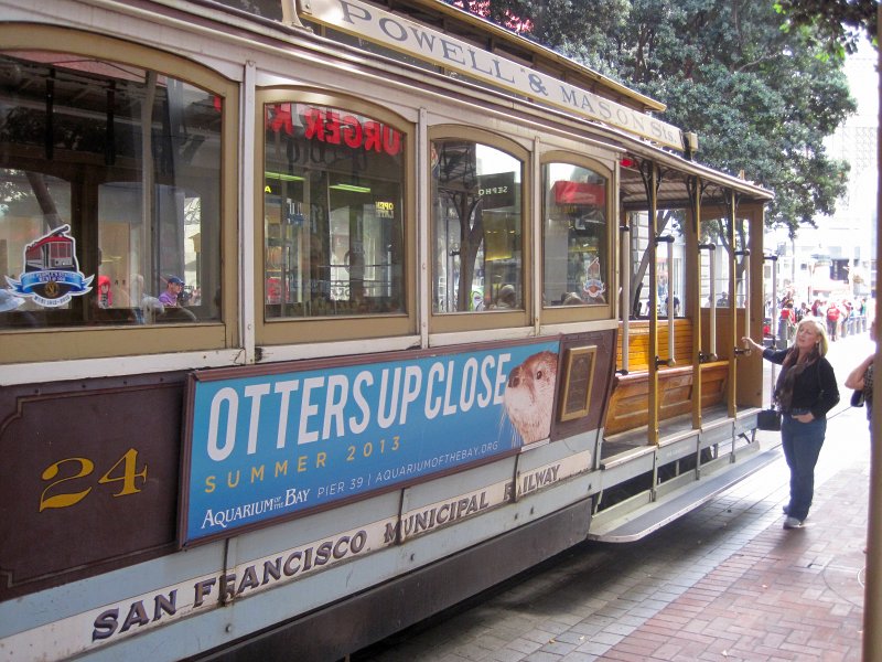 SanFrancisco100313-6355.jpg - Ride on the Powell/Mason cabl e car line from Fisherman's Wharf to Union Square