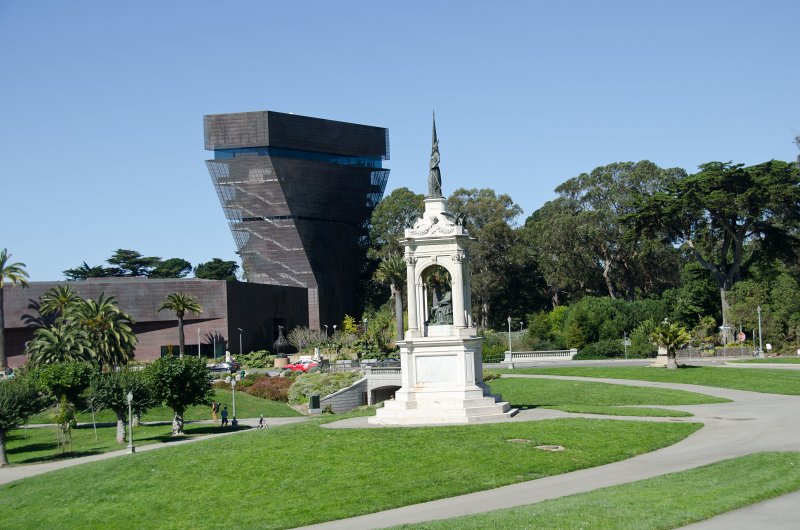 SanFrancisco100313-8828.jpg - The de Young Fine Arts Museum viewed from Tea Garden Drive, Golden Gate Park. Driving through Golden Gate Park. Hop-on Hop-off bus tour of San Francisco