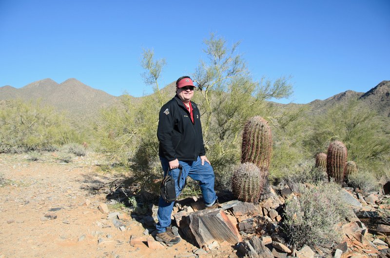 Scottsdale120513-9440.jpg - Barrel Cactus. Lost Dog Overlook