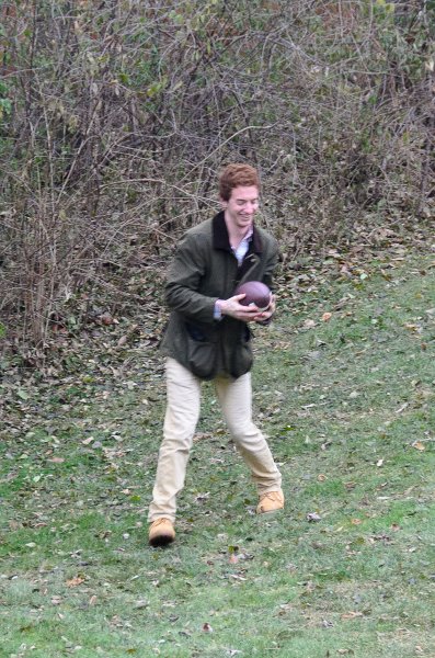 ThanksgivingNov2013-9206.jpg - Playing catch in the back yard, Thanksgiving 2013