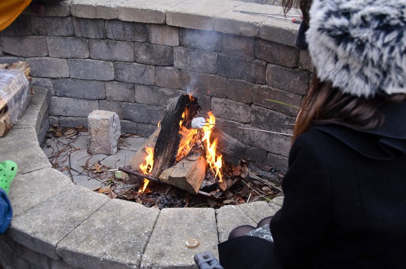 ThanksgivingNov2013-9220.jpg - Around the fire on the patio, Thanksgiving 2013