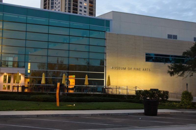 StPetersburg012113-5223.jpg - Museum of Fine Arts, St. Petersburg Waterfront Walk