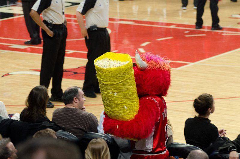 BullsVsPortland032814-0802-3.jpg - Bulls vs Portland Trailblazers, United Center 3/28/14