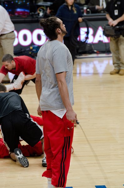 BullsVsPortland032814-0755-3.jpg - Warmups:  Joakim Noah jumping rope. Bulls vs Portland Trailblazers, United Center 3/28/14