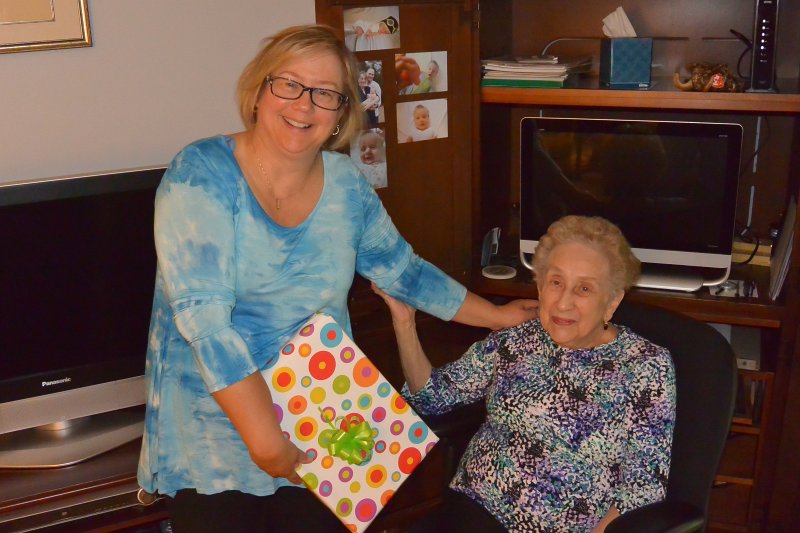 CathieBirthday070114-1016.jpg - Birthday dinner at Grandmas