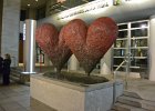 "Coeurs jumeaux de six pieds" - Musée des beaux-arts  "Coeurs jumeaux de six pieds/ Twin 6' hearts" sculpture by Jim Dune, 1999. In front of the Musée des beaux-arts, Desmarais Pavilion. Walking along Sherbrooke Street, Rue Sherbrooke. : 2015, Art Museum, Evening, Montréal, Musée des Beaux Arts, Québec, Rue Sherbrooke, Sculpture, Sherbrooke Street, Walking
